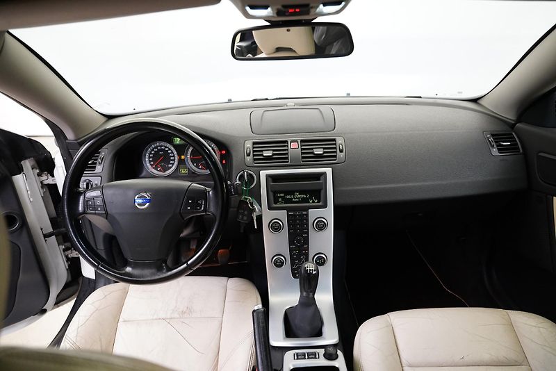 Volvo C70 - fotka 5 z 21