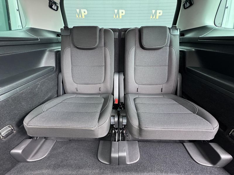 Volkswagen Sharan (2017) 2.0TDi 110kW 4M Highline 7míst - fotka 20 z 52