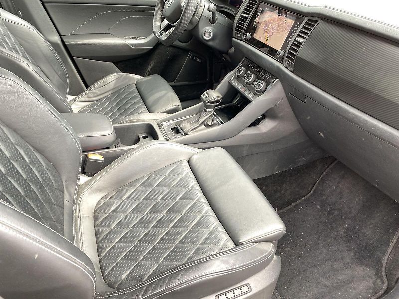Škoda Kodiaq (2022) 2,0 TSI 4x4 DSG Sportline - fotka 39 z 45