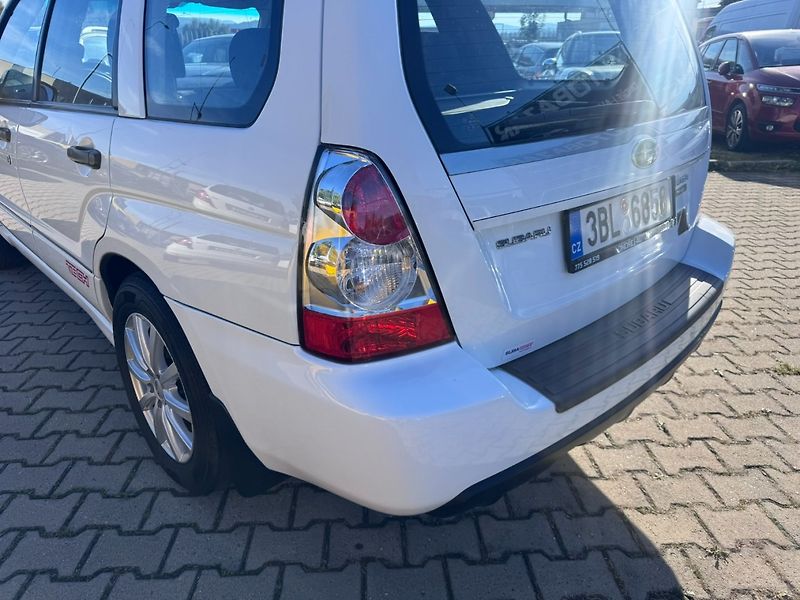 Subaru Forester (2007) LPG SG5 4X4 2,0 116 KW STK - fotka 13 z 41
