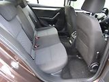 Škoda Octavia (2014) 1.6 TDI 77kW  ZIMNÍ KOLA - náhled 20