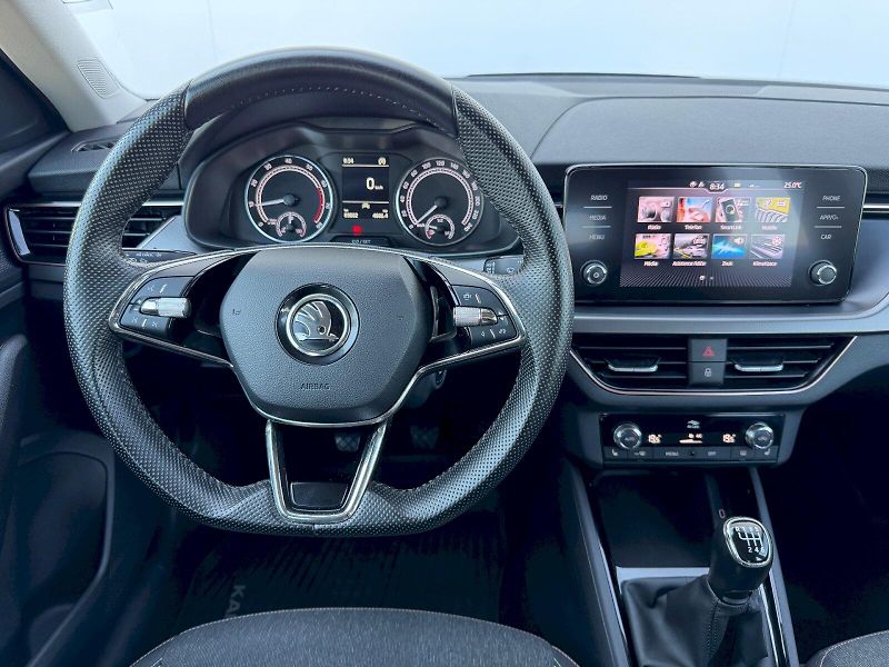 Škoda Kamiq (2022) 1.5 TSI 110kW Style - fotka 8 z 35