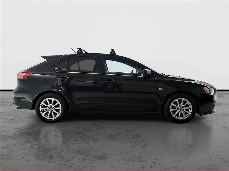 Mitsubishi Lancer (2011) 1.6 MIVEC - fotka 6 z 17