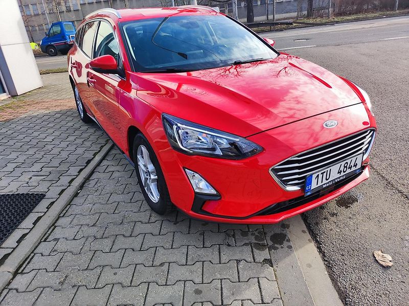 Ford Focus (2020) 1.5TDCi-88KW,ČR 1maj - fotka 2 z 25