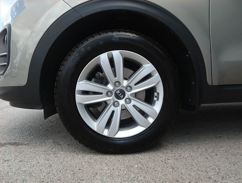 Kia Sportage (2017) 1.6 GDI, Serv.kniha, Navi - fotka 15 z 18