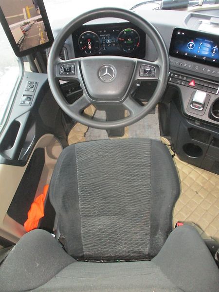 Mercedes-Benz Actros1848 GigaSpace LowDeck - fotka 36 z 46