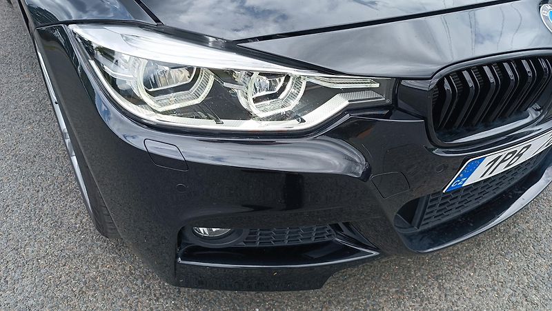 BMW Řada 3 320d MPaket 2,0D B47 Automat - fotka 28 z 36