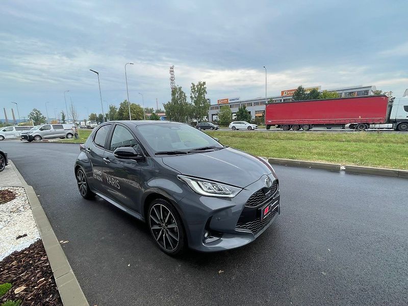 Toyota Yaris 1.5.Hybrid 130 HP GR Sport - fotka 9 z 27