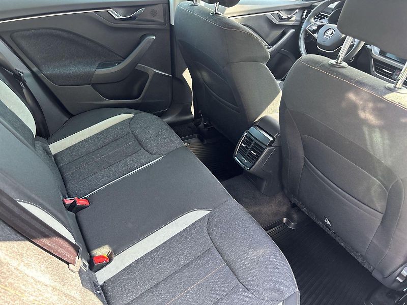 Škoda Scala (2023) 1.5 TSI DSG Style - fotka 10 z 32