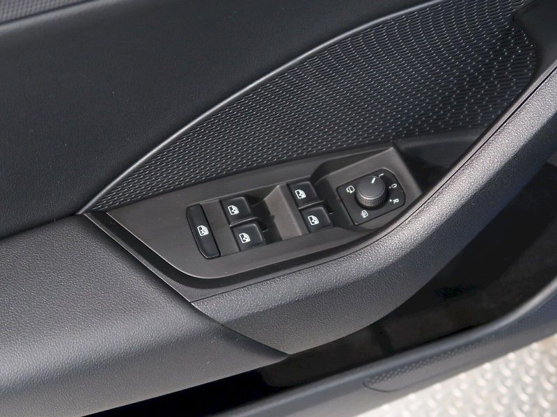 Škoda Octavia (2022) STYLE 1.5TSI 110KW - fotka 32 z 34