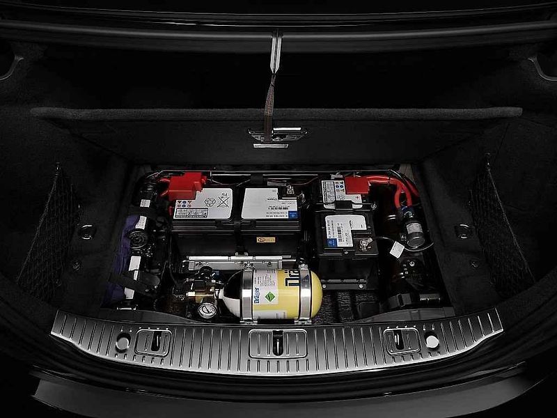 Mercedes-Benz S 600 Guard.