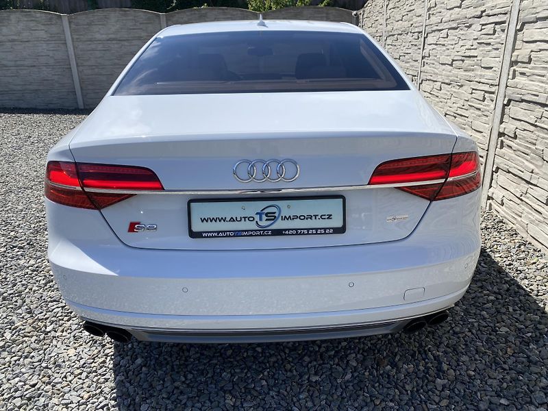 Audi A8 S8 4.0i V8 520PS CZ DPH EXTRA! - fotka 4 z 176