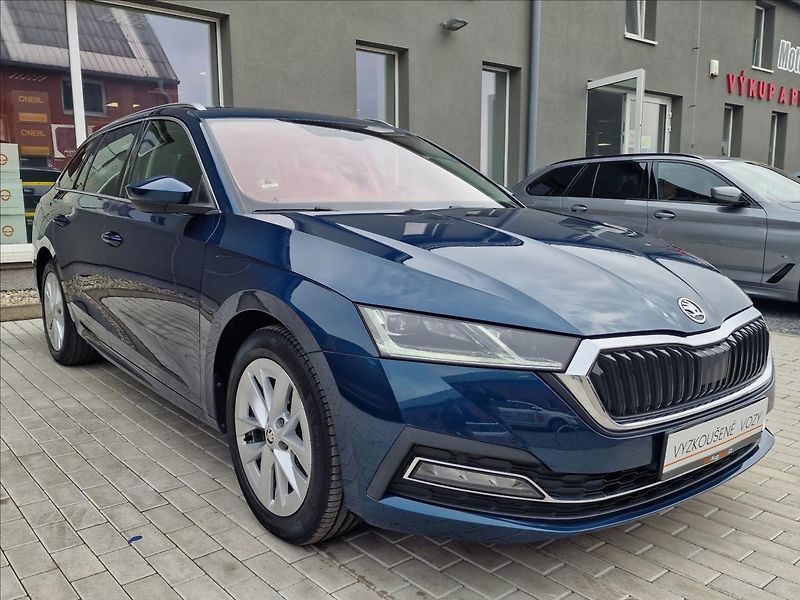 Škoda Octavia 2.0 TDI Style Combi,ČR,1.Maj. - fotka 3 z 48