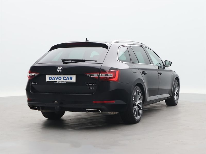 Škoda Superb 2,0 TSI 206kW L&K 4x4 DSG CZ D - fotka 7 z 28
