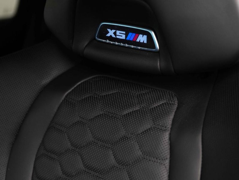 BMW X5 M Competition - fotka 20 z 22