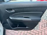 Suzuki Vitara (2021) 1.4i BoosterJet Allgrip LED - náhled 18