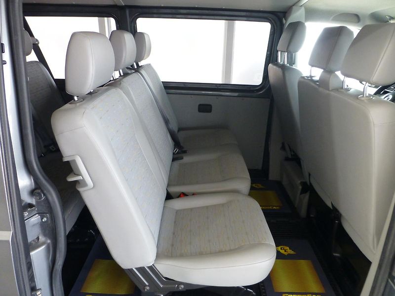 Volkswagen Transporter (2010) 2,0TDI-75KW**TAŽNÉ**ALU**9MÍST - fotka 16 z 24