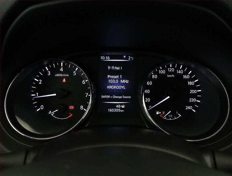 Nissan Qashqai (2016) 1.2 DIG-T, ČR,1.maj - fotka 9 z 18