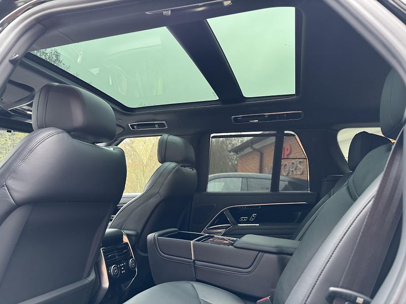Land Rover Range Rover P530-AUTOBIOGRAPHY-R23-BLACK - fotka 24 z 50
