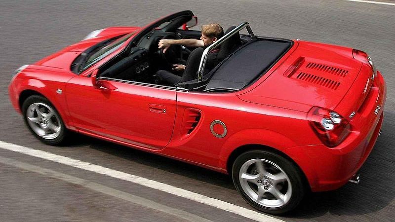 Toyota MR2.