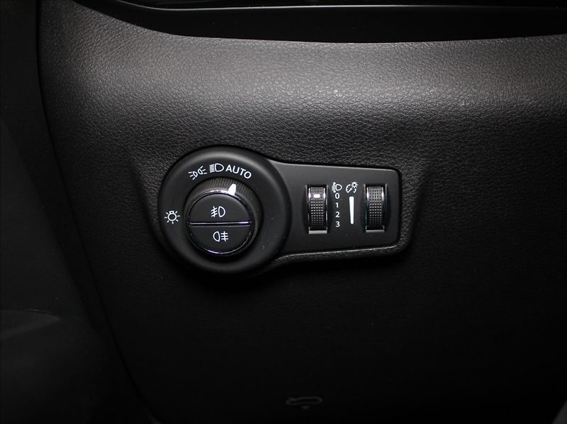Jeep Compass 1,5 T. Hybrid Summit Výprodej! - fotka 20 z 25