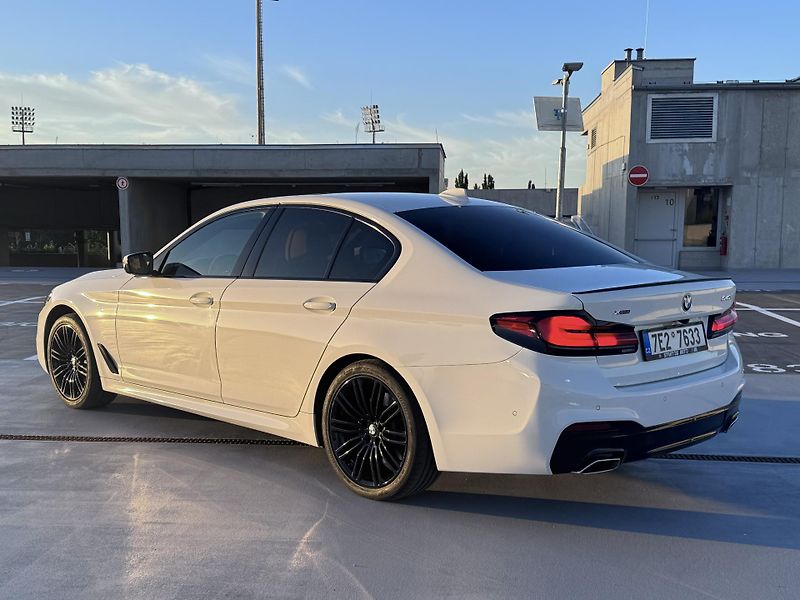 BMW Řada 5 (2018) - fotka 4 z 41