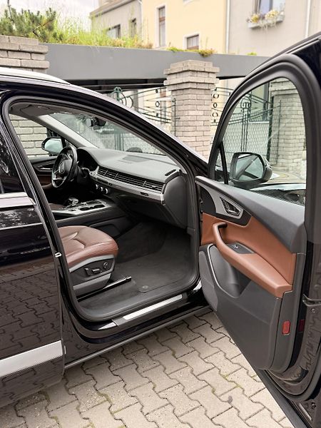 Audi Q7 (2018) 3.0 TFSI - fotka 8 z 17
