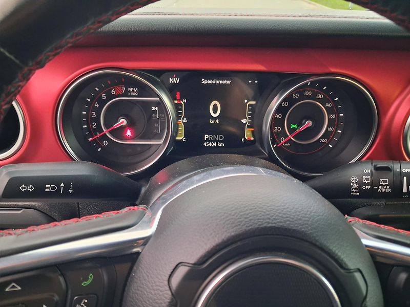 Jeep Wrangler (2021) Rubicon, 1. majitel, ČR - fotka 59 z 62
