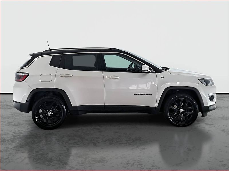 Jeep Compass (2017) 1.4 MultiAir, 4X4, Automat - fotka 6 z 23