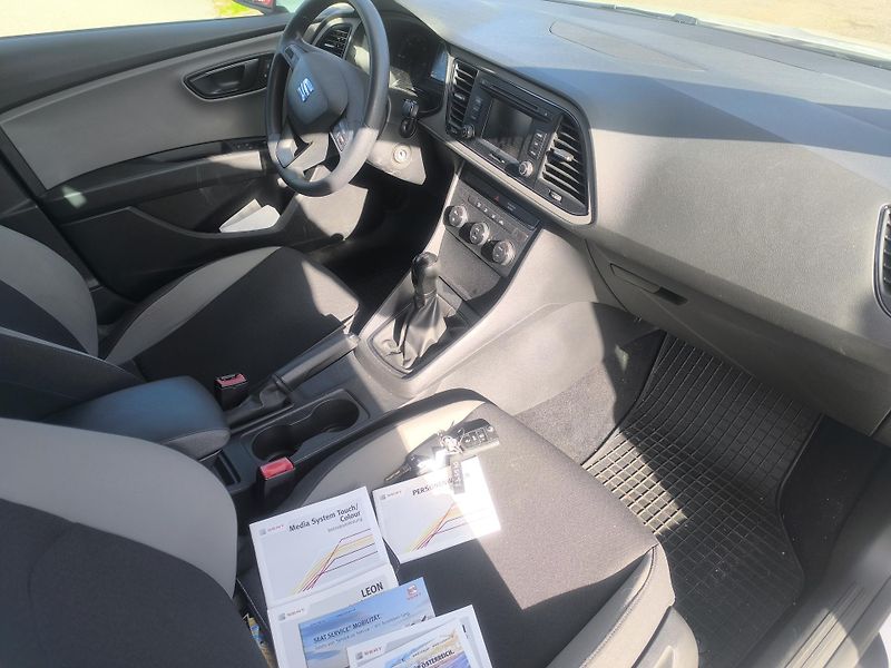 Seat Leon TDI,KRÁSNÝ,1MAJ58L,SERVISKA - fotka 8 z 28