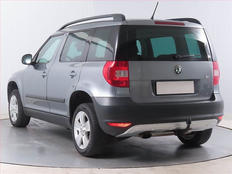 Škoda Yeti (2011) 1.2 TSI, Serv.kniha - fotka 4 z 15