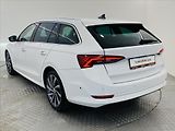 Škoda Octavia 2,0 TDI 110kW DSG Style Plus - náhled 26