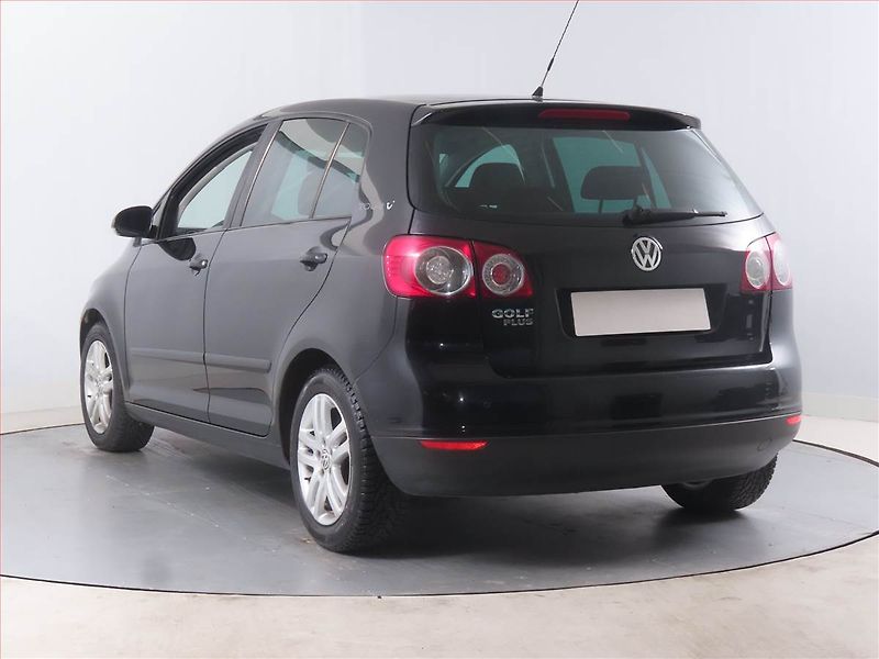 Volkswagen Golf Plus (2007) 1.4 i 16V, Serv.kniha - fotka 4 z 13
