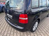 Volkswagen Touran (2005) 1,6 MPI 75 KW SPOJKA STK - náhled 12