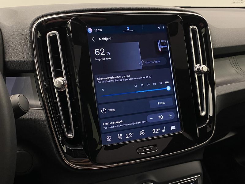 Volvo C40 PURE ELECTRIC RECHARGE PLUS - fotka 55 z 57