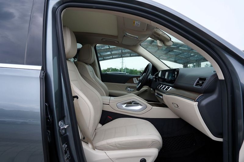 Mercedes-Benz GLS 350d 4Matic /21/360/7míst/ČR - fotka 30 z 50