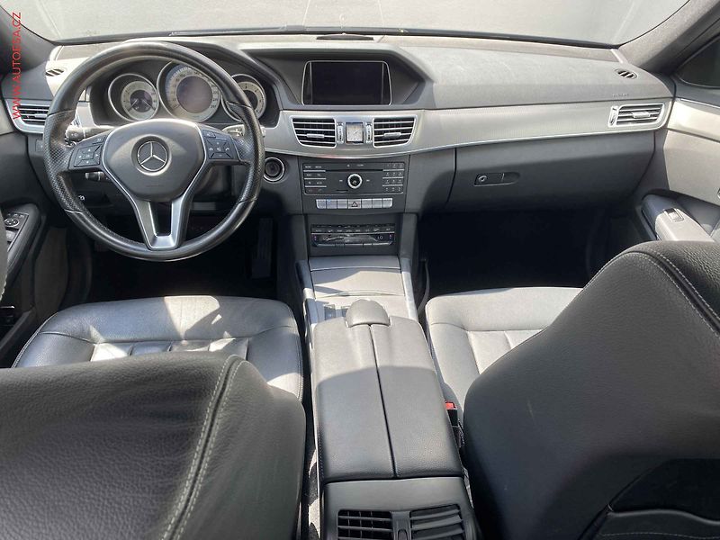 Mercedes-Benz Třídy E (2015) 3.0 CDi E350 4matic - fotka 8 z 22