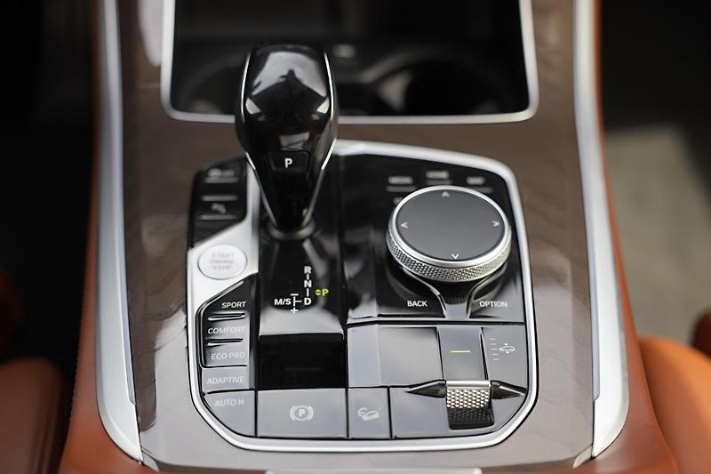BMW X5 xDrive30d - fotka 15 z 17