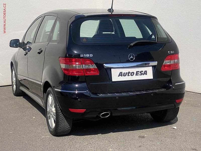 Mercedes-Benz Třídy B (2009) 2.0 CDi B180, Park.čidla - fotka 6 z 17