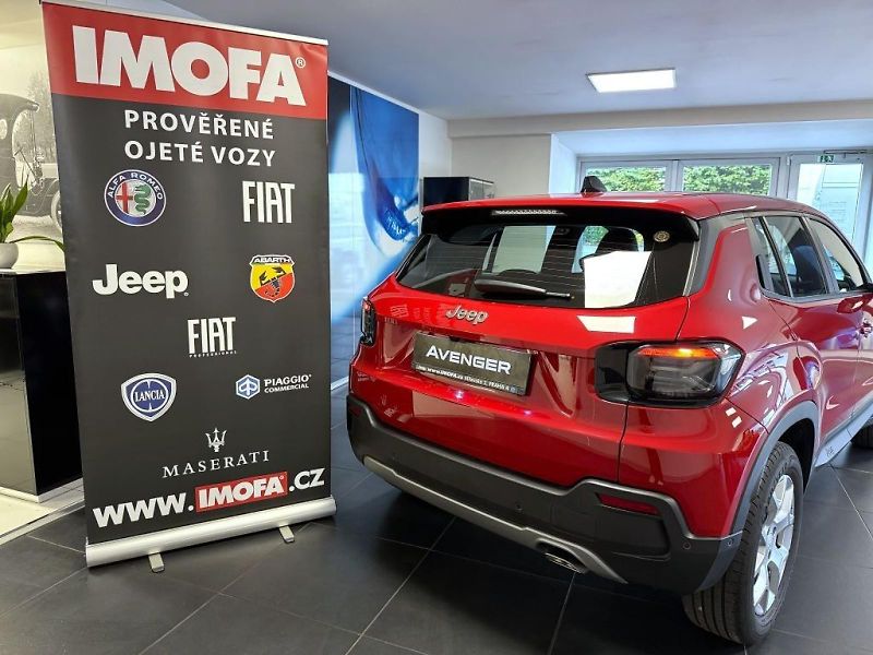 Jeep Avenger (2023) 1.2 Turbo 100k MT6 Altitude - fotka 5 z 19