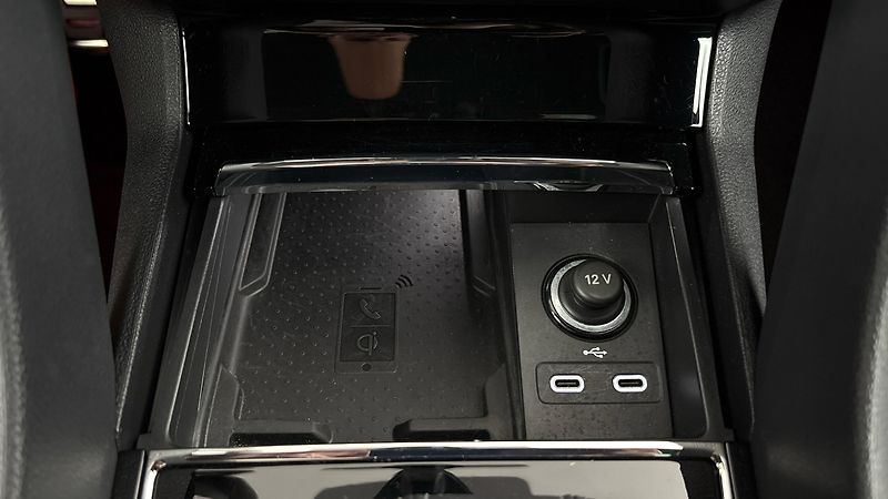 Škoda Kodiaq 2.0 TDI DSG 4x4 Sportline Excl - fotka 24 z 31