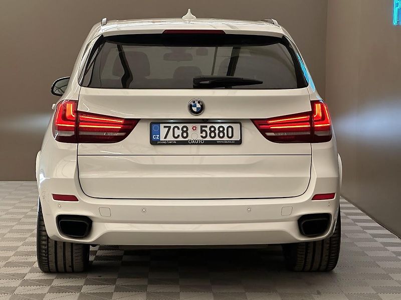 BMW X5 (2017) M50I X-Drive CZ Softclose - fotka 6 z 26
