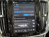 Volvo V90 T6 AWD*Recharge*KeyLess*Tažné - náhled 22