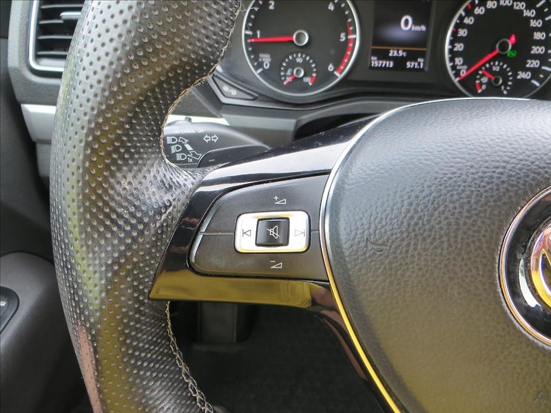 Volkswagen Amarok 3,0 TDI 4motion AUT Aventura - fotka 25 z 32