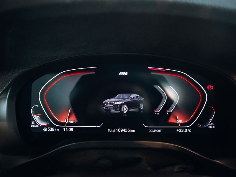 BMW X4 30d xDrive - fotka 12 z 27