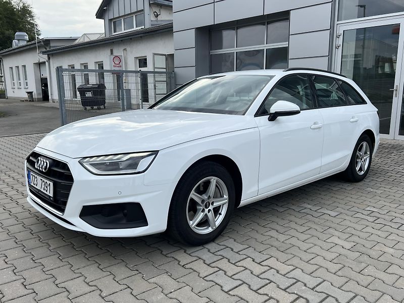 Audi A4 Avant (2022) 2.0 TDI - fotka 2 z 33