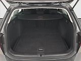 Volkswagen Golf (2017) 2.0 TDI, Automat - náhled 14