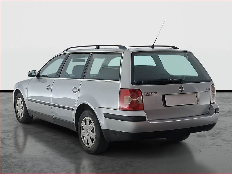 Volkswagen Passat (2001) 1.9 TDI, nová STK - fotka 4 z 13