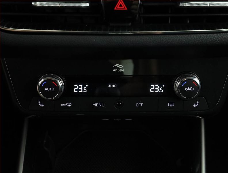 Škoda Fabia (2023) 1.0 TSI, ČR,1.maj, Serv.kniha - fotka 12 z 17