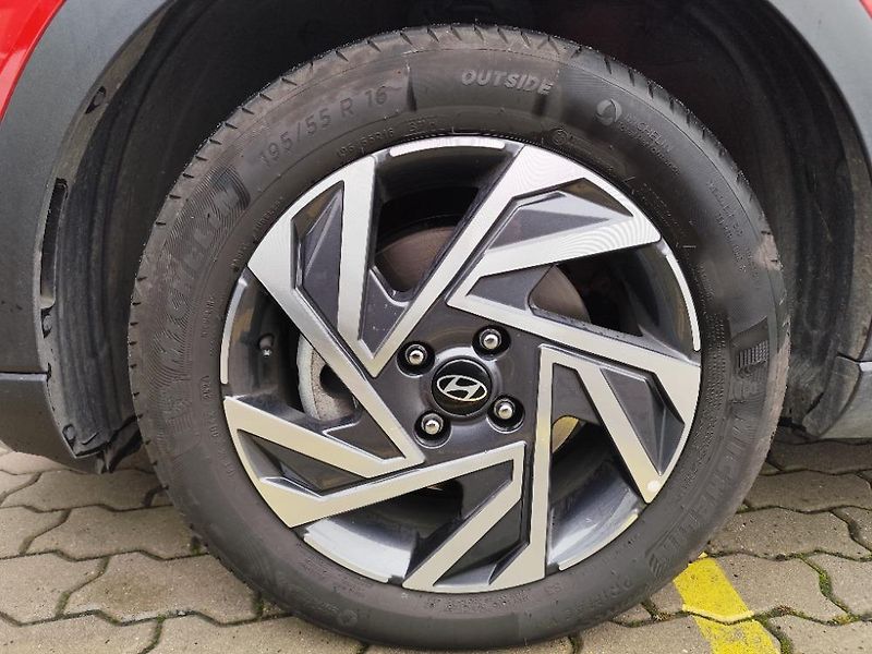 Hyundai Bayon (2025) FL 1,0 TGDI SMART BEZ CLIMATE - fotka 8 z 8